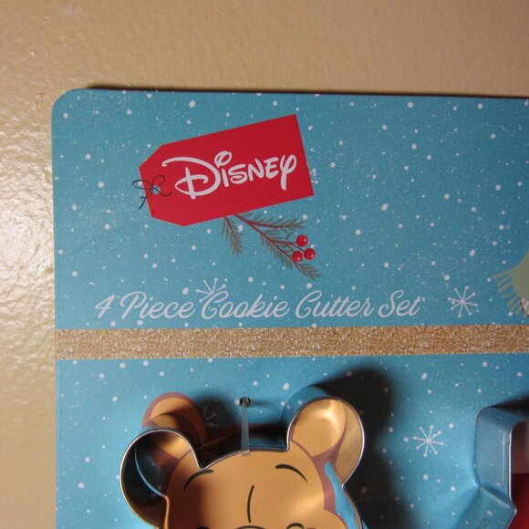 winnie the pooh christmas winter cookie cutters NIP (H147) - Picture 3 of 6